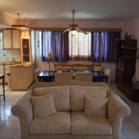 Apartament George 'S Nest Agios Spyridon  Zewnętrze zdjęcie